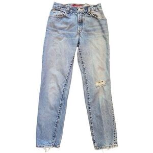 Vintage Levi’s 550 Woman’s classic blue jeans